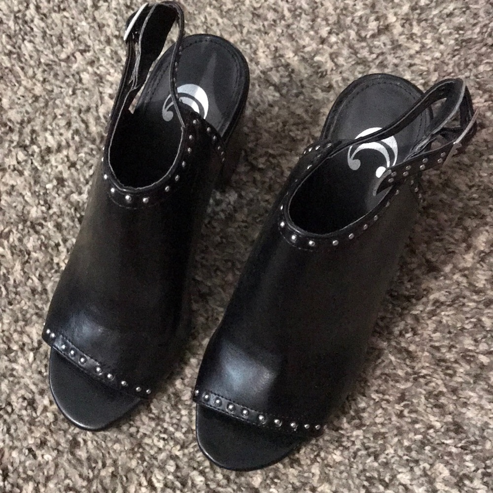 Charming Charlie block heels